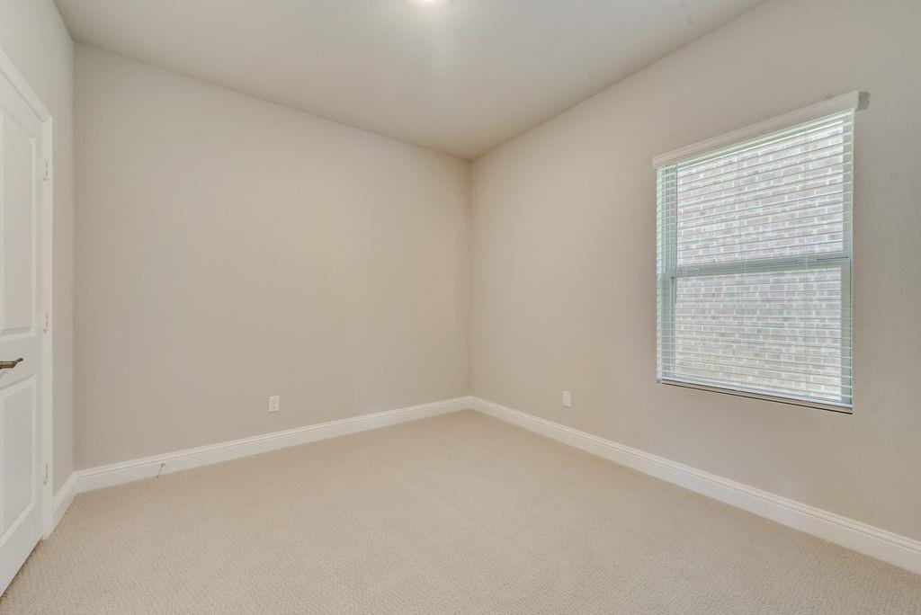 Bryant Farms Ph 1 - Residential Lease