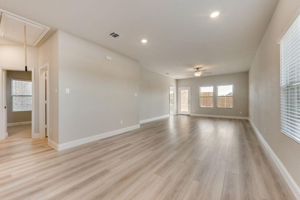 Bryant Farms Ph 1 - Residential Lease