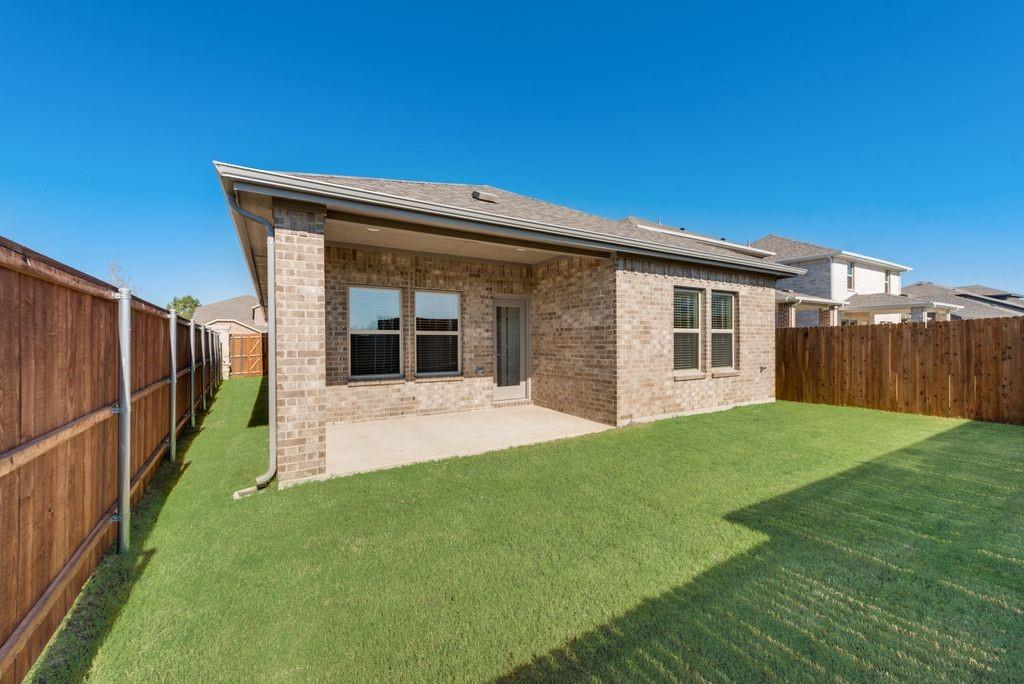 Bryant Farms Ph 1 - Residential Lease