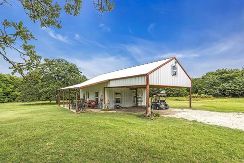 A home in Whitesboro