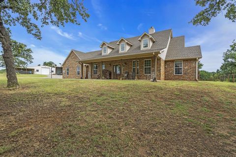 A home in Whitesboro