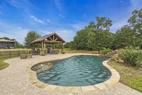 A home in Whitesboro