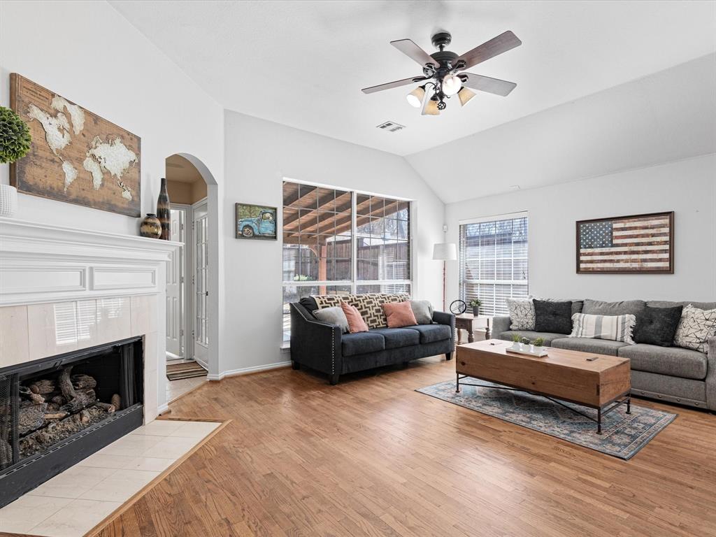 617 Harbor Cove Drive