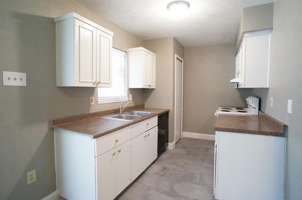 Village North 3 - Residential Lease