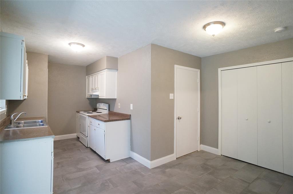 Village North 3 - Residential Lease