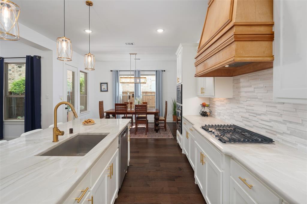 Apples Crossing - Residential