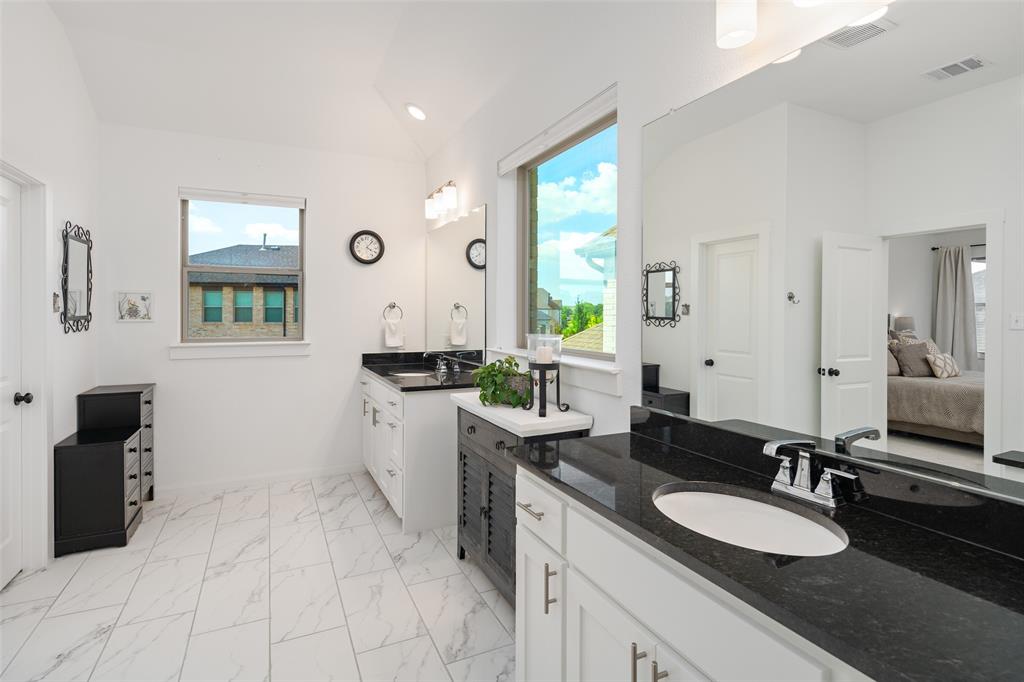 Apples Crossing - Residential