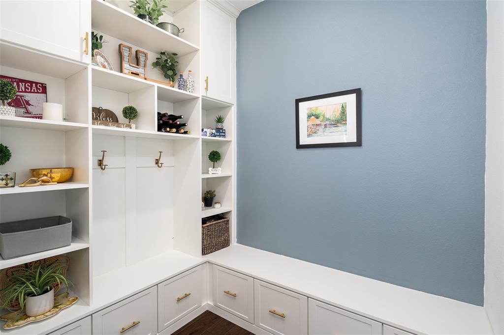 Apples Crossing - Residential