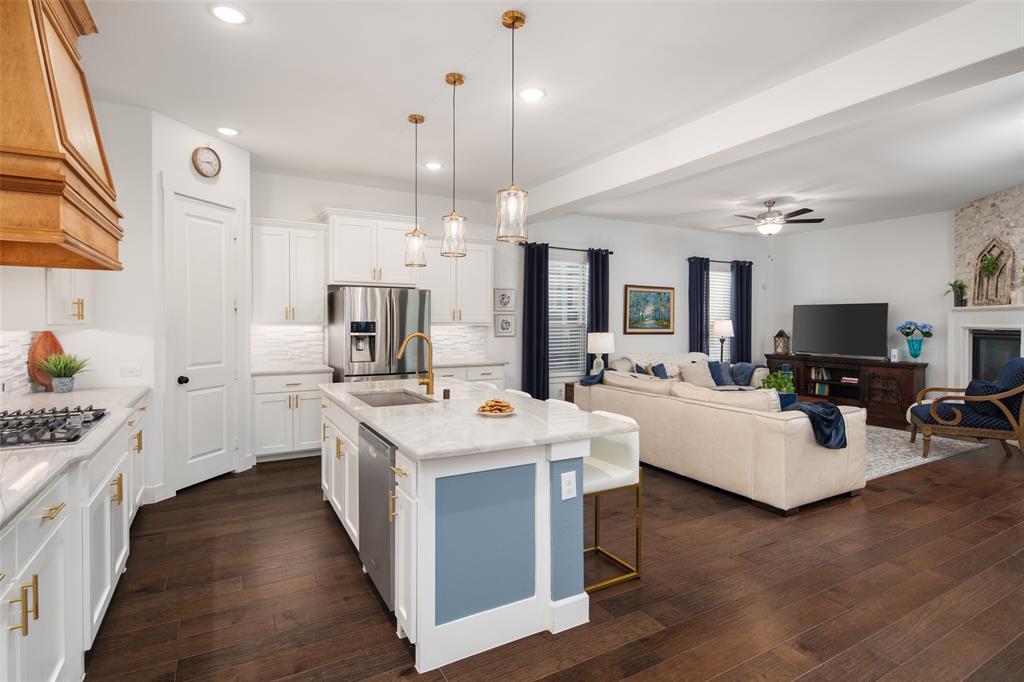 Apples Crossing - Residential