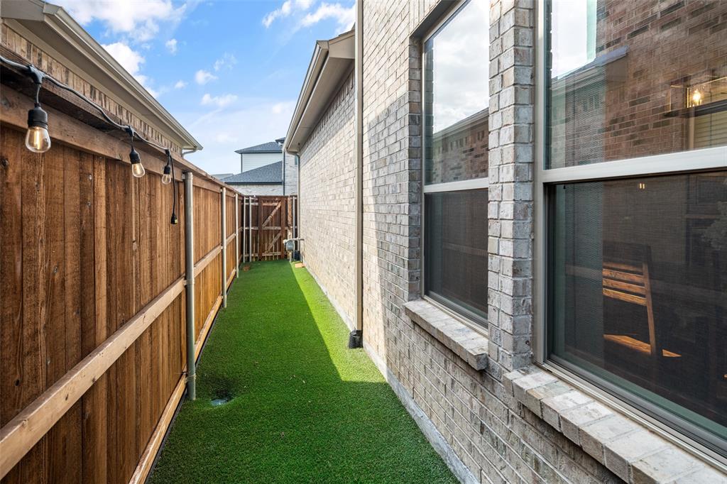 Apples Crossing - Residential