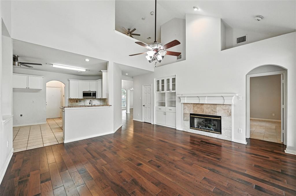 Flower Mound, Texas 75022, United States, 4 Bedrooms Bedrooms, ,3 BathroomsBathrooms,Residential,Active,215241