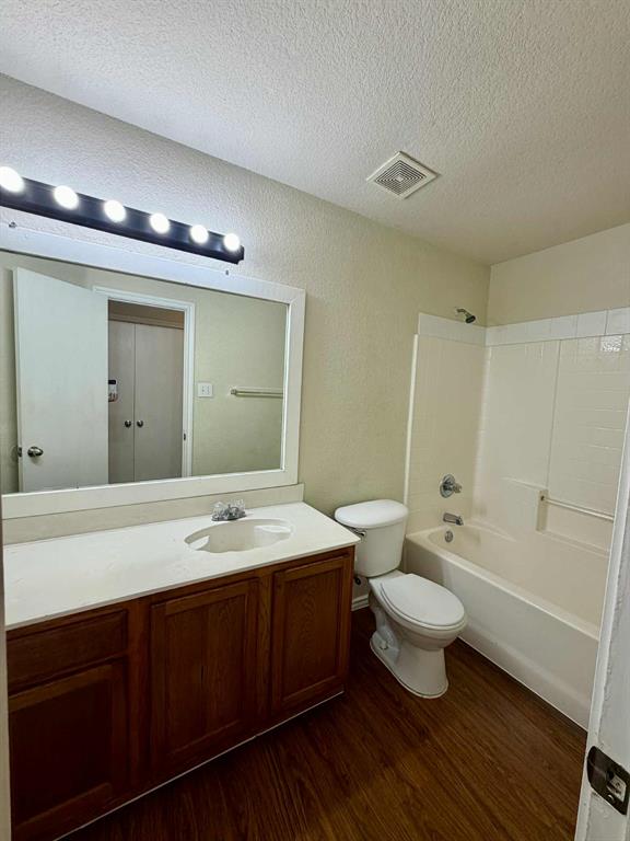 Woods Of Timberlake Add - Residential Lease