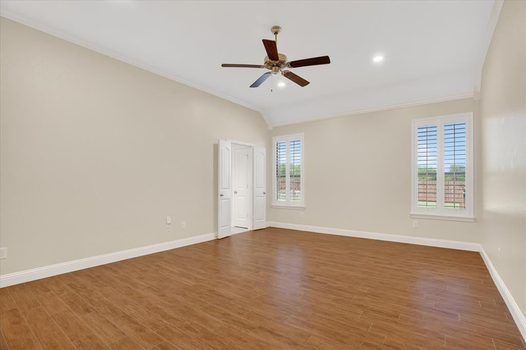 Lone Pine Estates - Residential