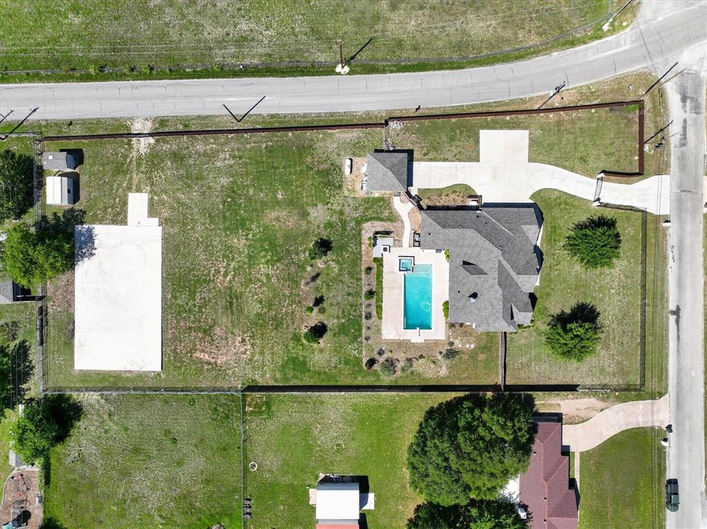 Lone Pine Estates - Residential