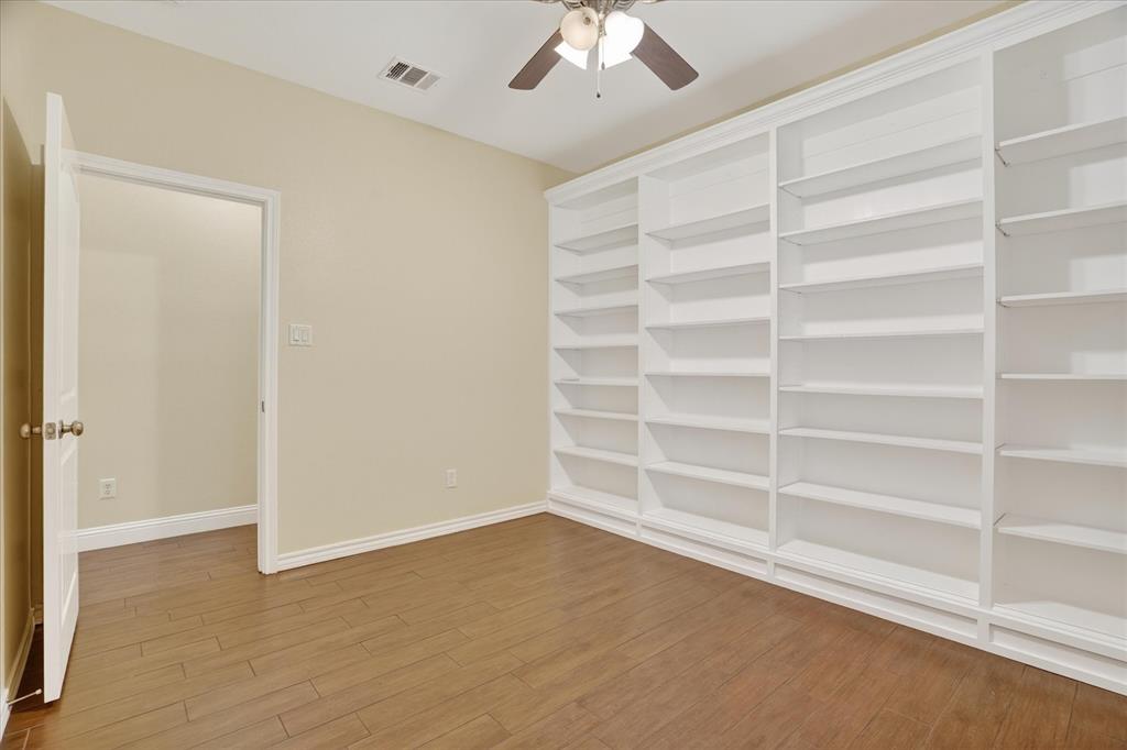 Lone Pine Estates - Residential