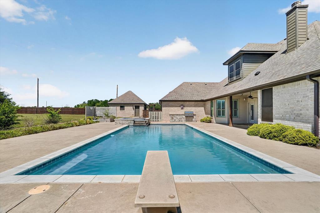 Lone Pine Estates - Residential