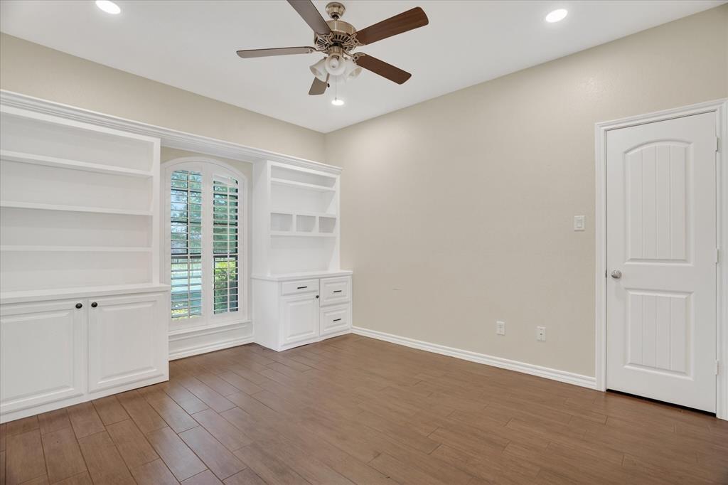 Lone Pine Estates - Residential