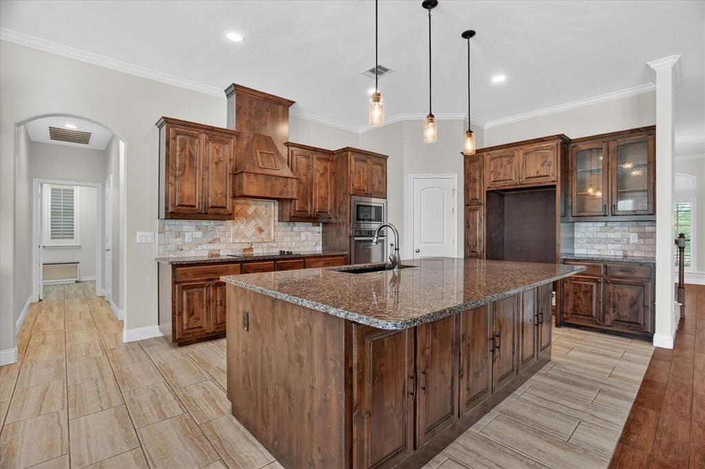 Lone Pine Estates - Residential