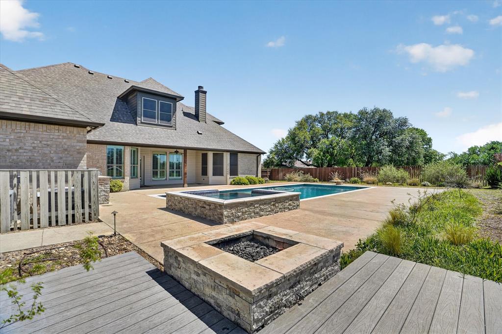 Lone Pine Estates - Residential