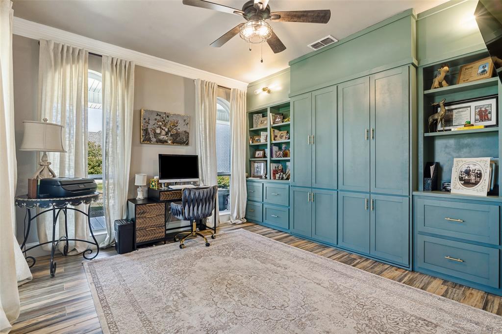 Crystal Shores - Residential