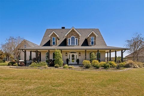 Photo of 217 Crystal Court, Heath, TX 75032 (MLS # 21218990)