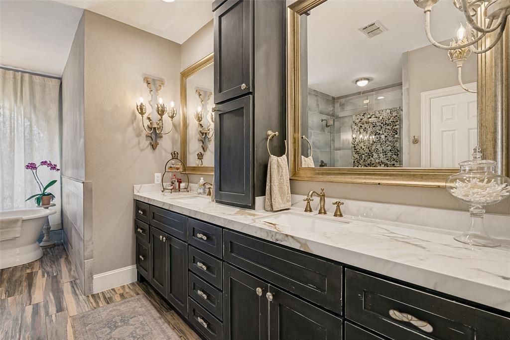 Crystal Shores - Residential