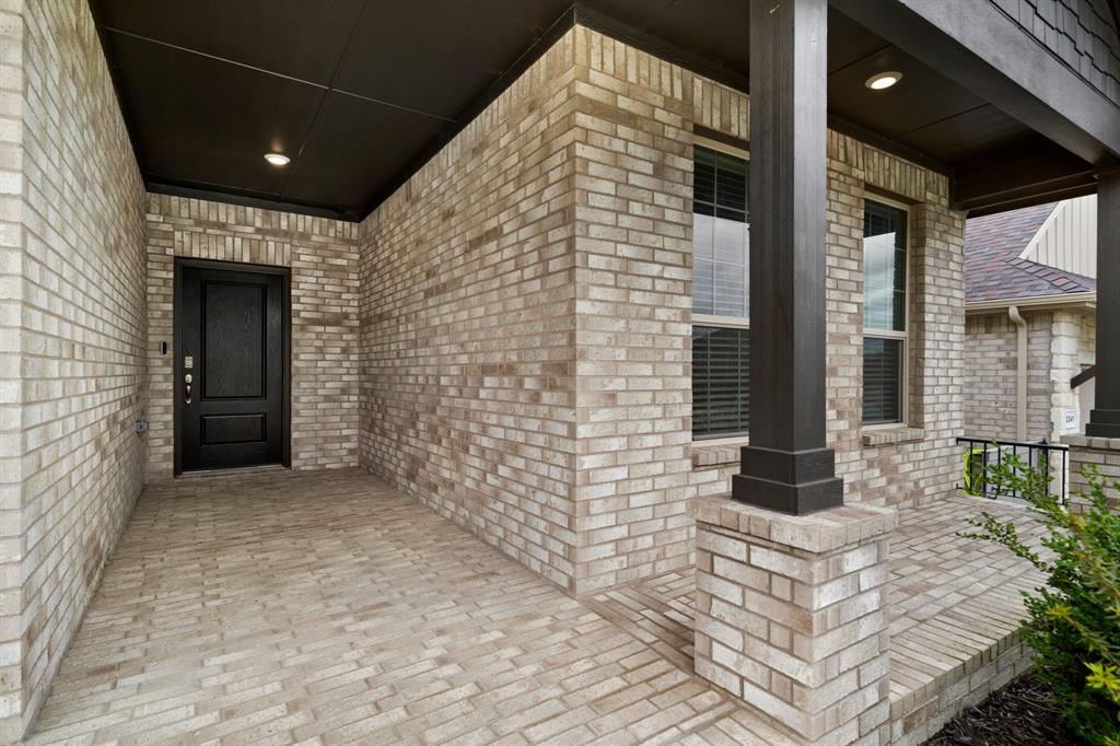 2337 Mockingbird Court