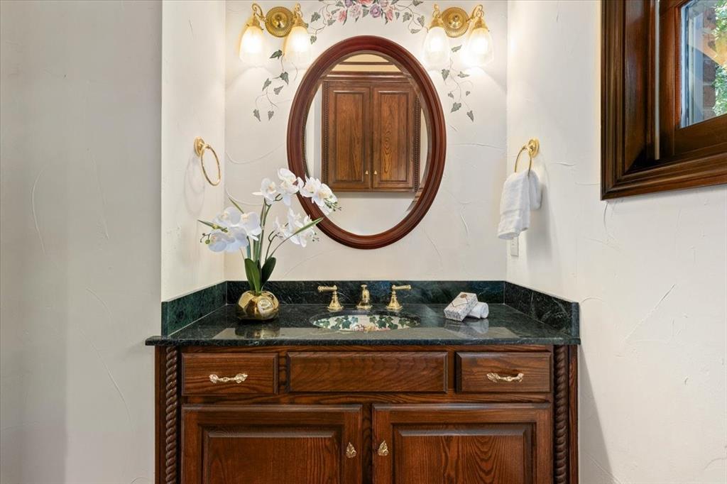 Mira Vista - Residential