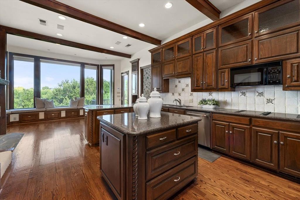 Mira Vista - Residential