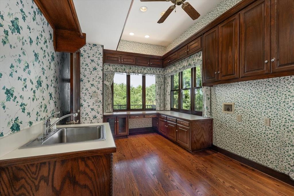 Mira Vista - Residential