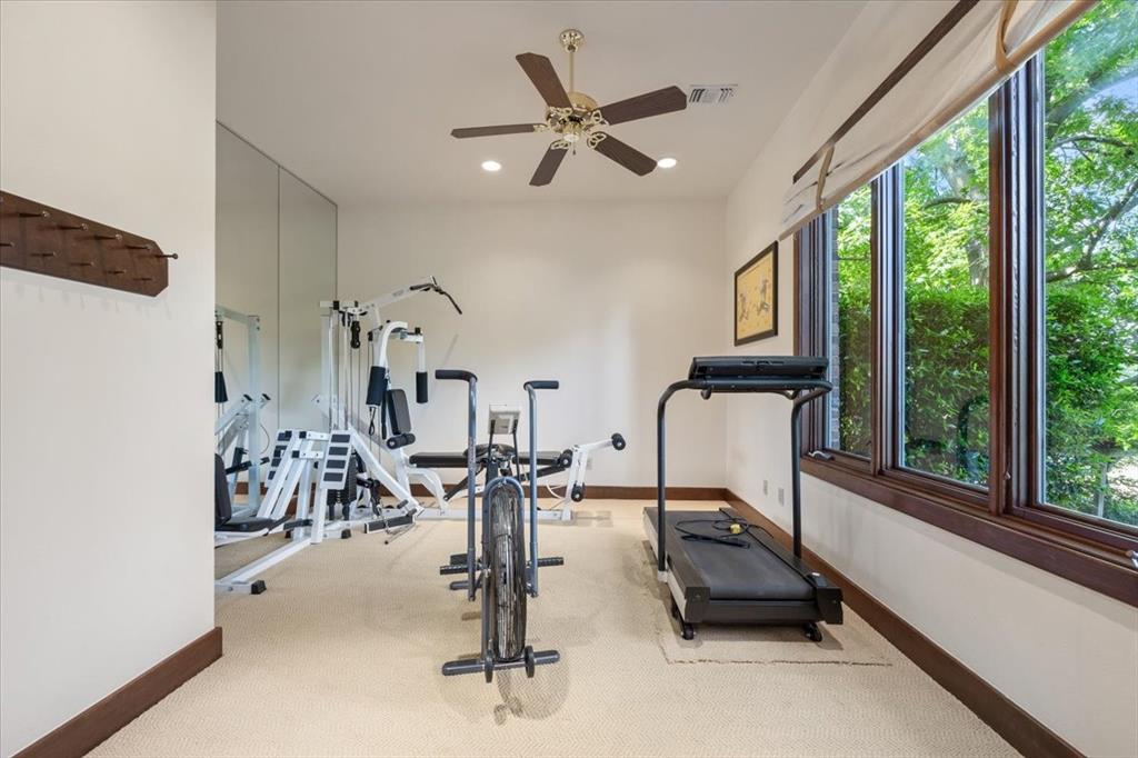 Mira Vista - Residential