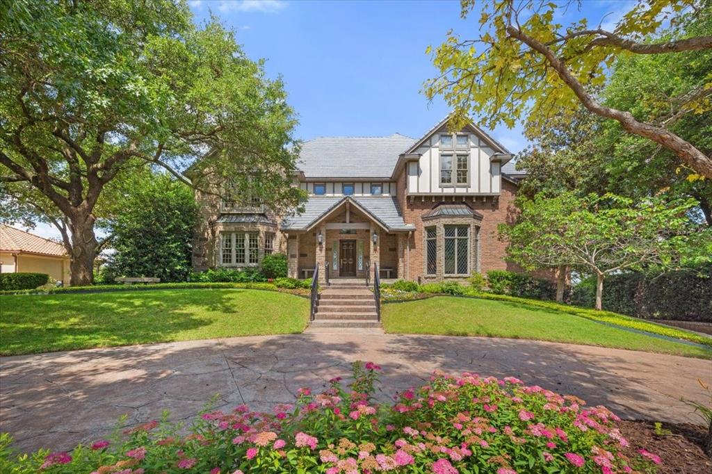 Mira Vista - Residential