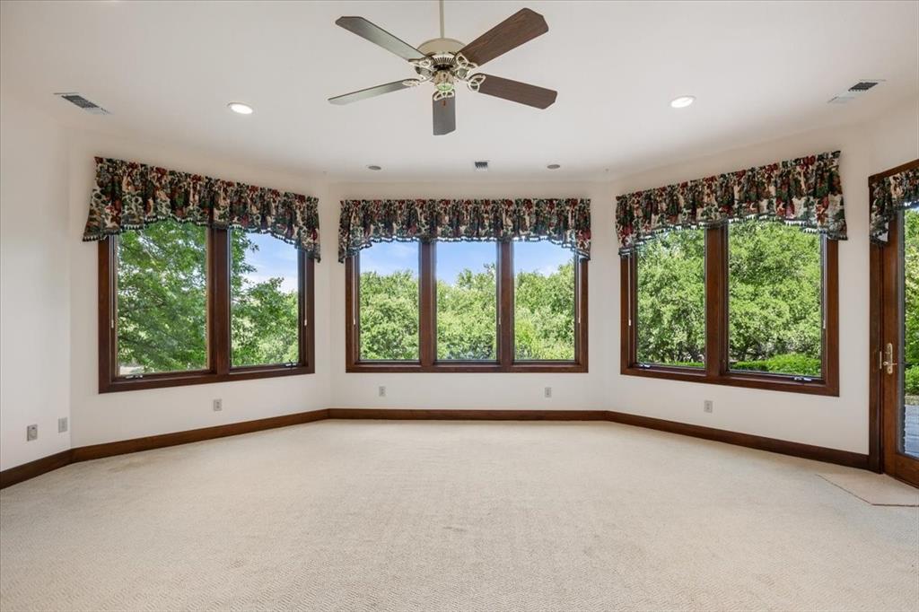 Mira Vista - Residential