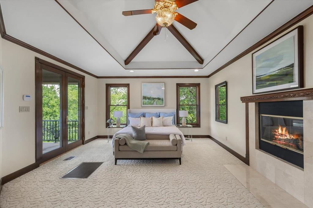 Mira Vista - Residential