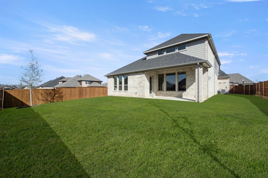 2305 Meek Woods Lane