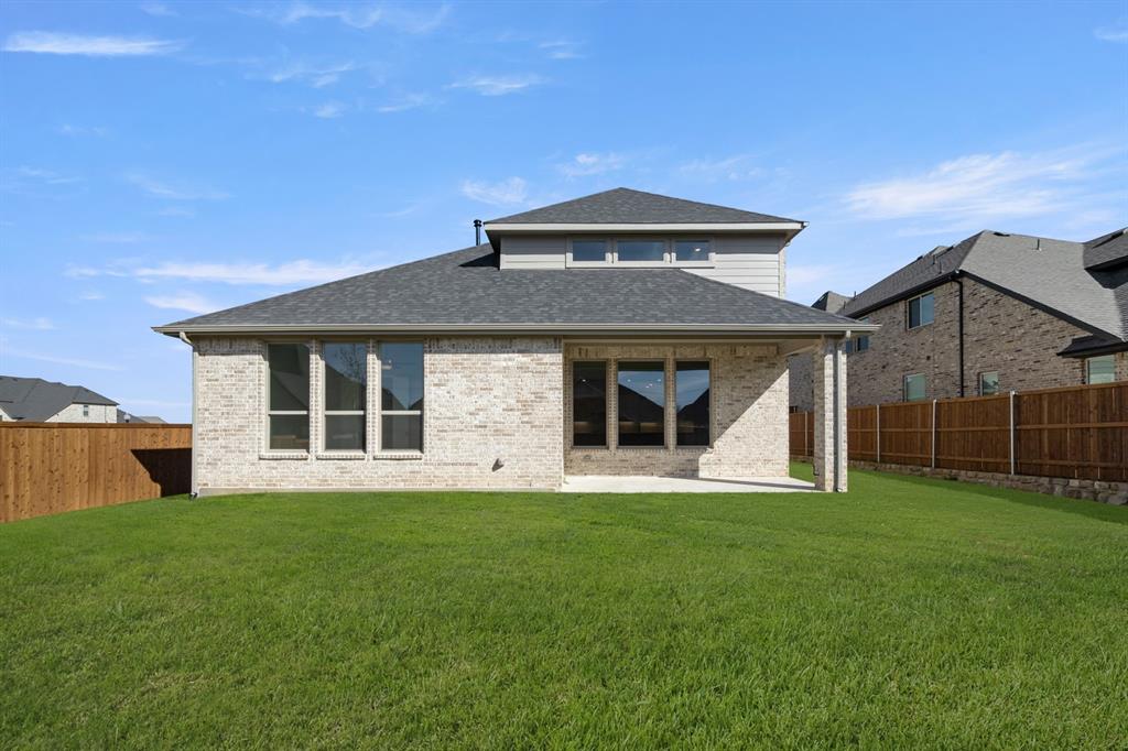 2305 Meek Woods Lane