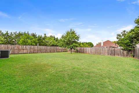 Tiny photo for 8421 Miramax Trail, Dallas, TX 75249 (MLS # 21340894)