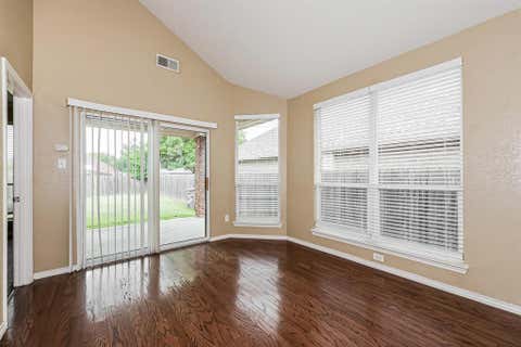 Tiny photo for 8421 Miramax Trail, Dallas, TX 75249 (MLS # 21340894)
