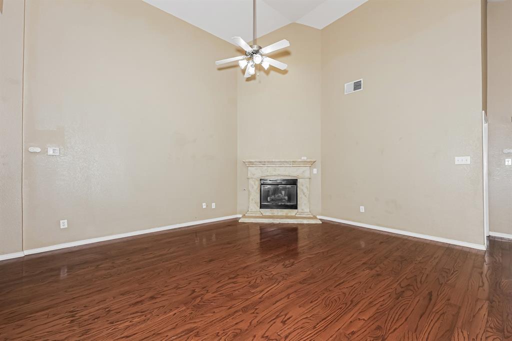 8421 Miramax Trail