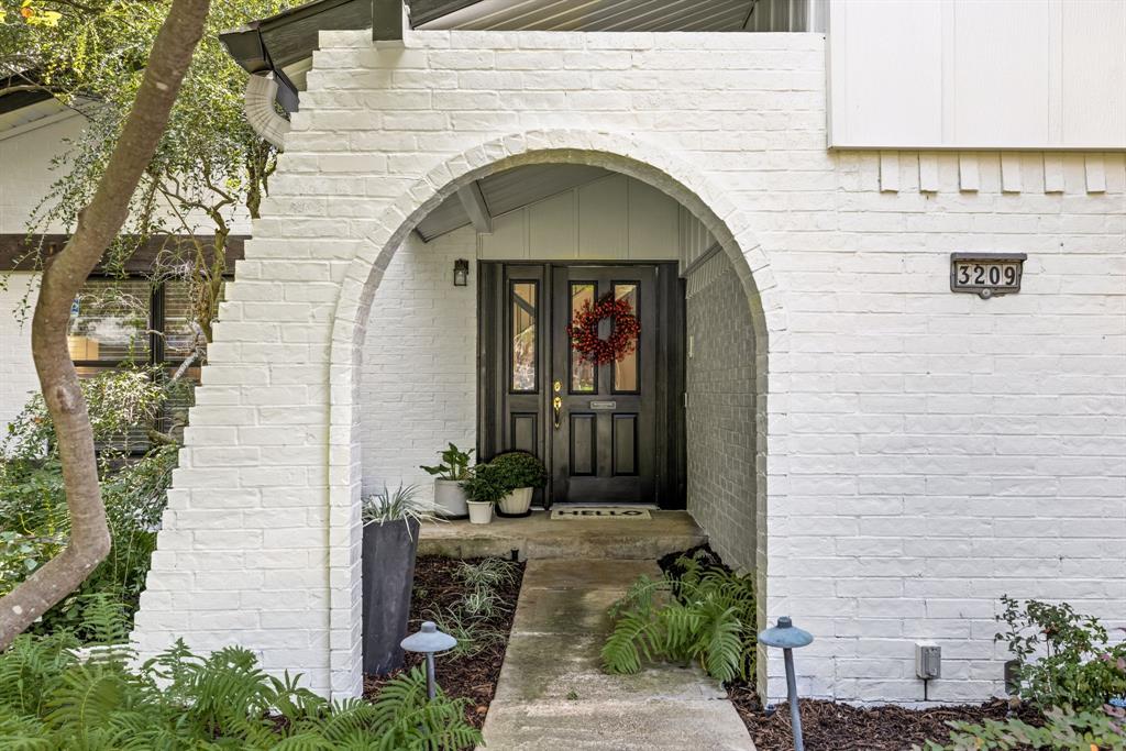 3209 Tam O Shanter Lane