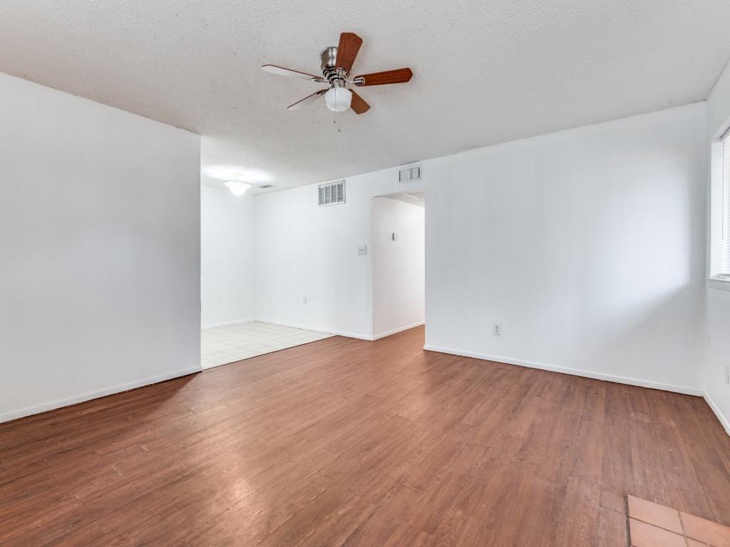 1700 Windsong Lane