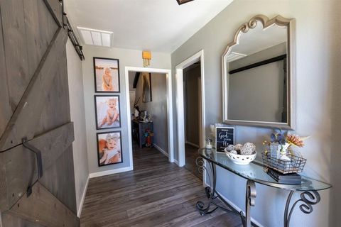 Tiny photo for 1300 Hillcrest Street, Coleman, TX 76834 (MLS # 21102001)