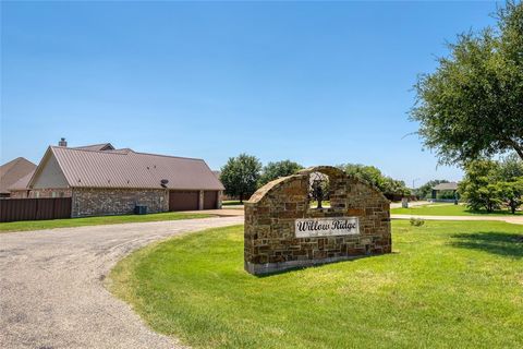 Tiny photo for 2821 Willow Ridge Circle, Granbury, TX 76049 (MLS # 21340110)