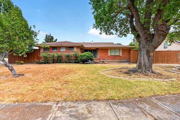 2620 GREENLAND DR, MESQUITE, TX 75150 - Image 8a7f05a3c94c37ecb925b90f76b8a844/80510148