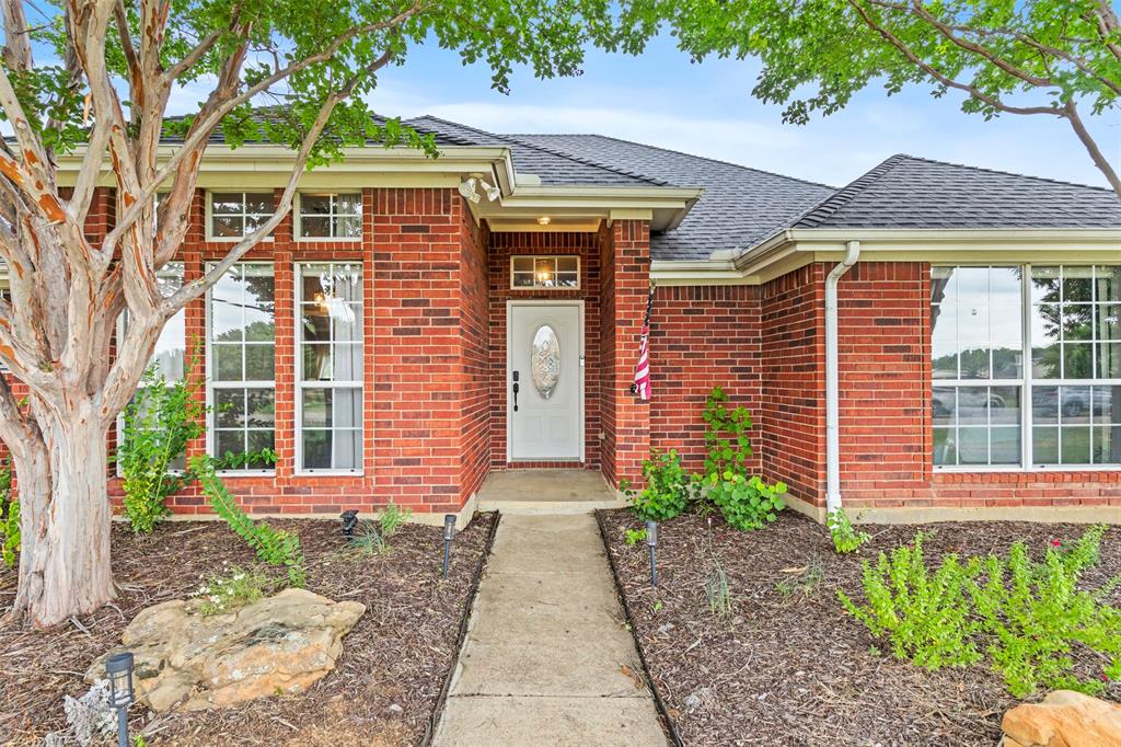 3909 Timbercrest Drive E