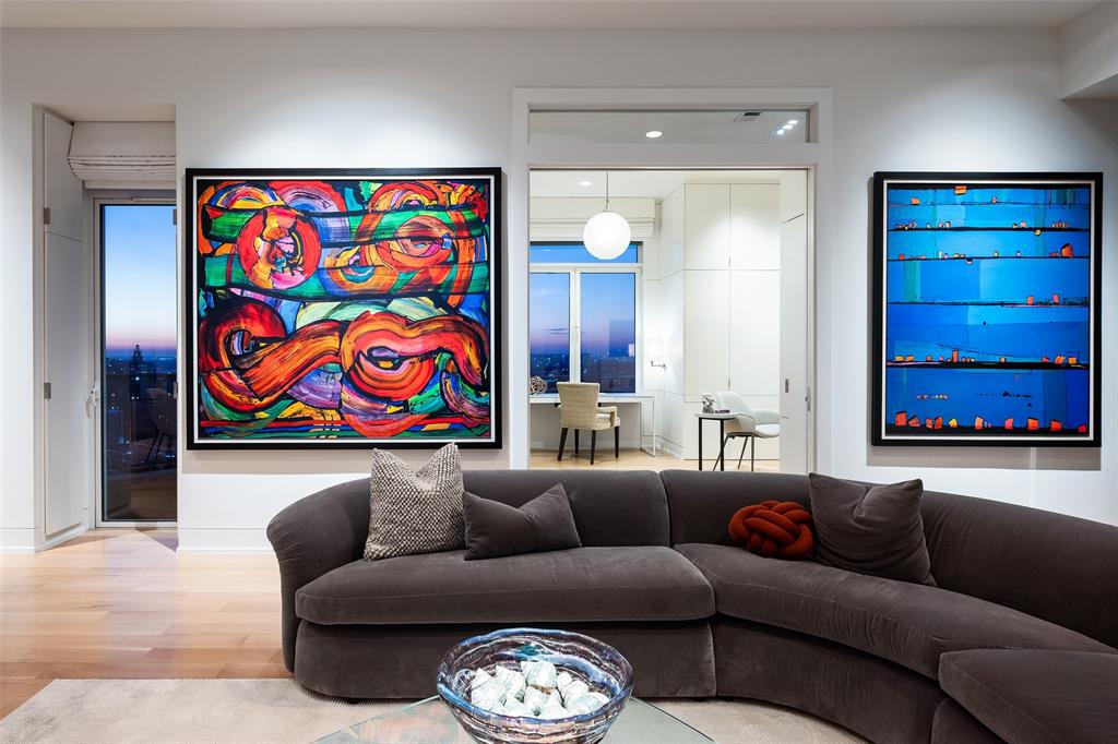 Vendome On Turtle Creek Condo - Residential