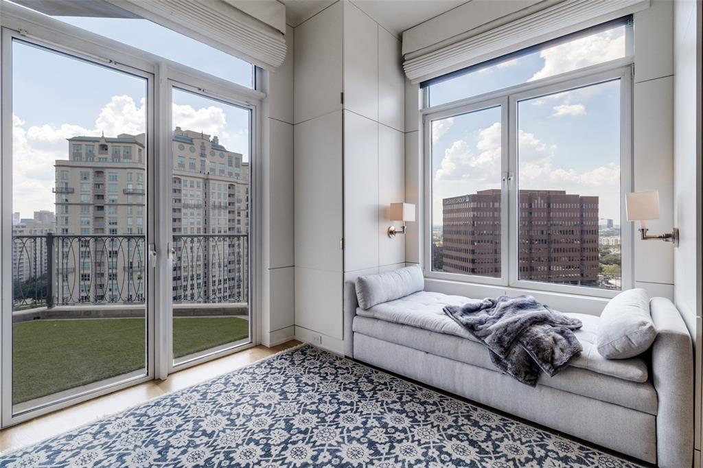 Vendome On Turtle Creek Condo - Residential