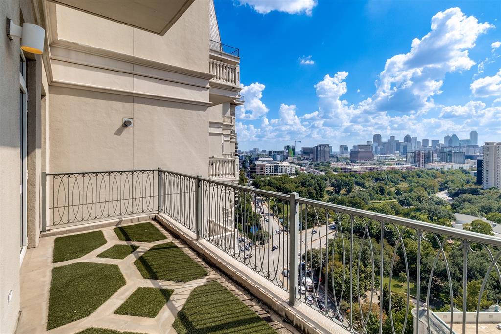 Vendome On Turtle Creek Condo - Residential