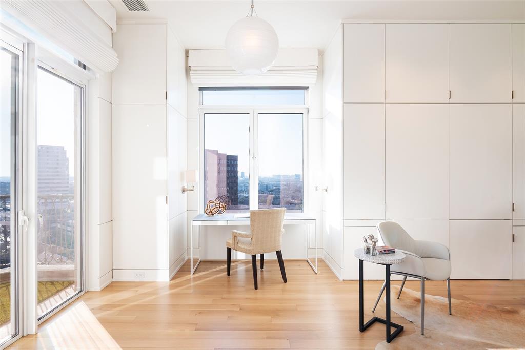 Vendome On Turtle Creek Condo - Residential