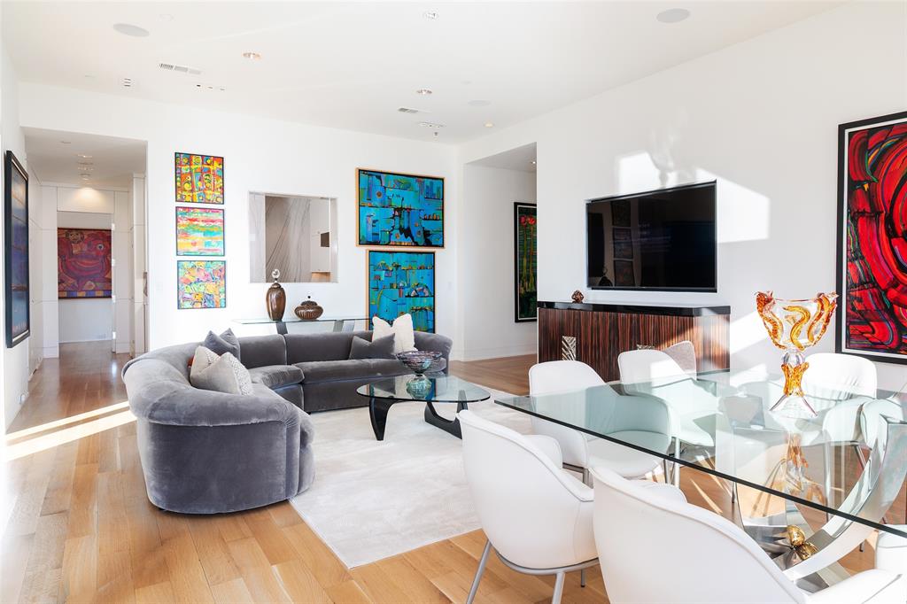 Vendome On Turtle Creek Condo - Residential